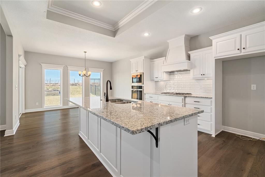 10216 N Winchester Avenue — photo 13