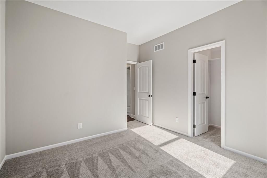 10216 N Winchester Avenue — photo 33