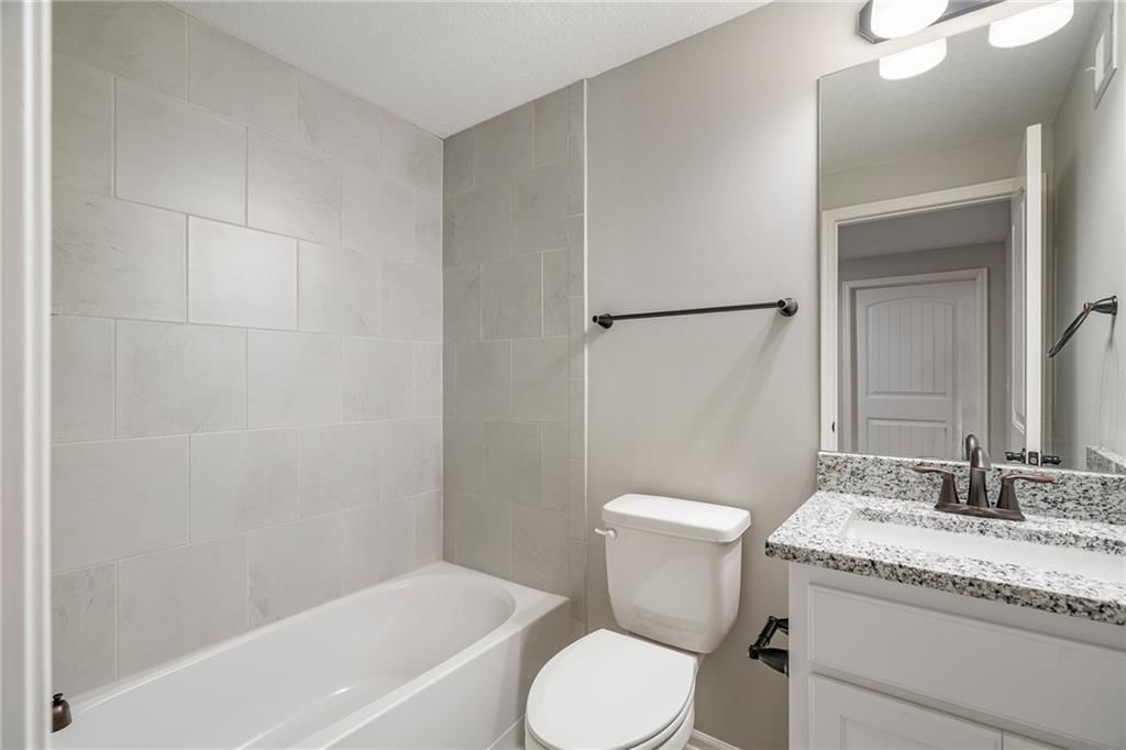 10216 N Winchester Avenue — photo 38