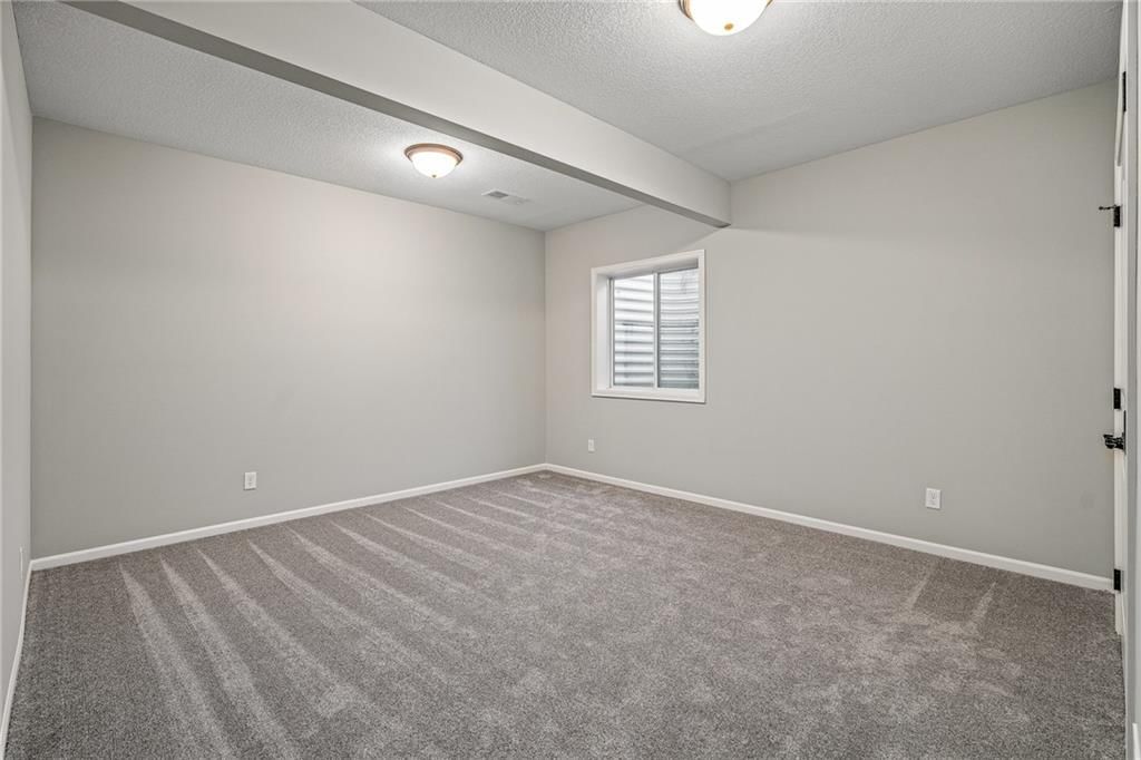 10216 N Winchester Avenue — photo 39