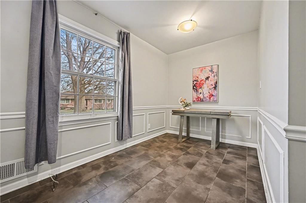 12716 Oakmont Drive — photo 11