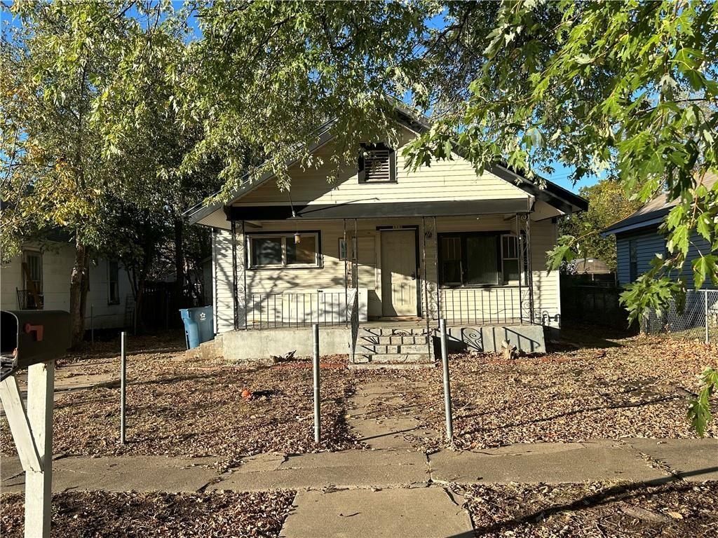 312 W New Street, Coffeyville, KS