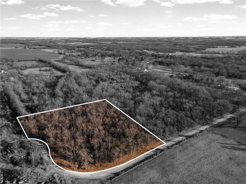 SW Lot E Pine Street — photo 2
