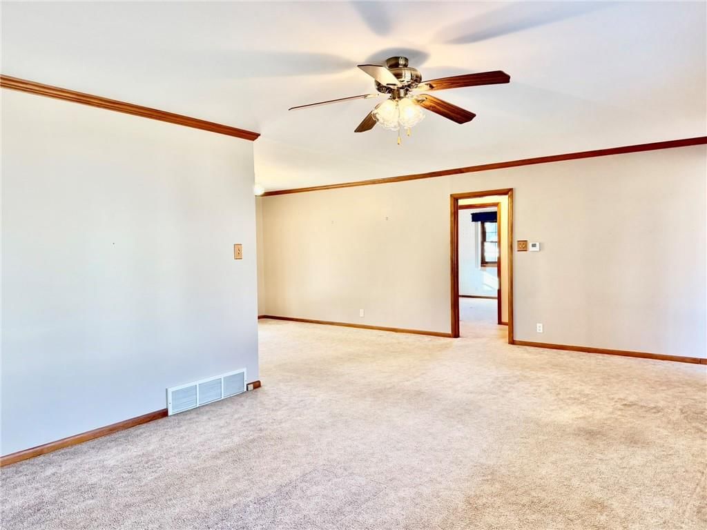320 W Torrance Street — photo 12