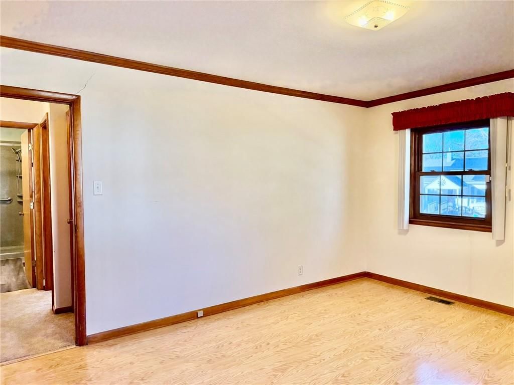320 W Torrance Street — photo 35