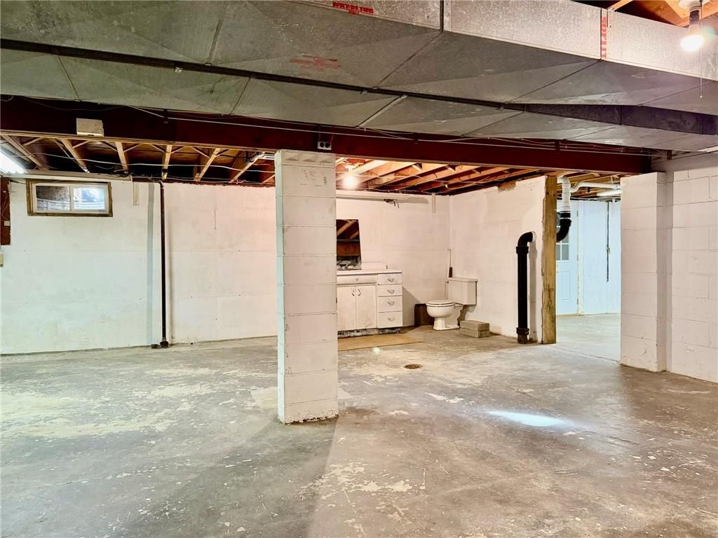 320 W Torrance Street — photo 41
