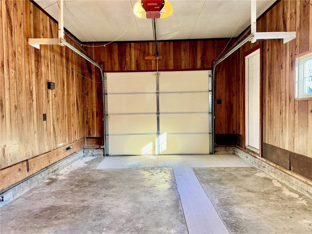 320 W Torrance Street — photo 46