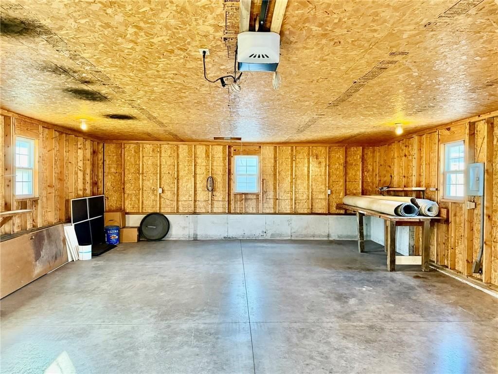 320 W Torrance Street — photo 58