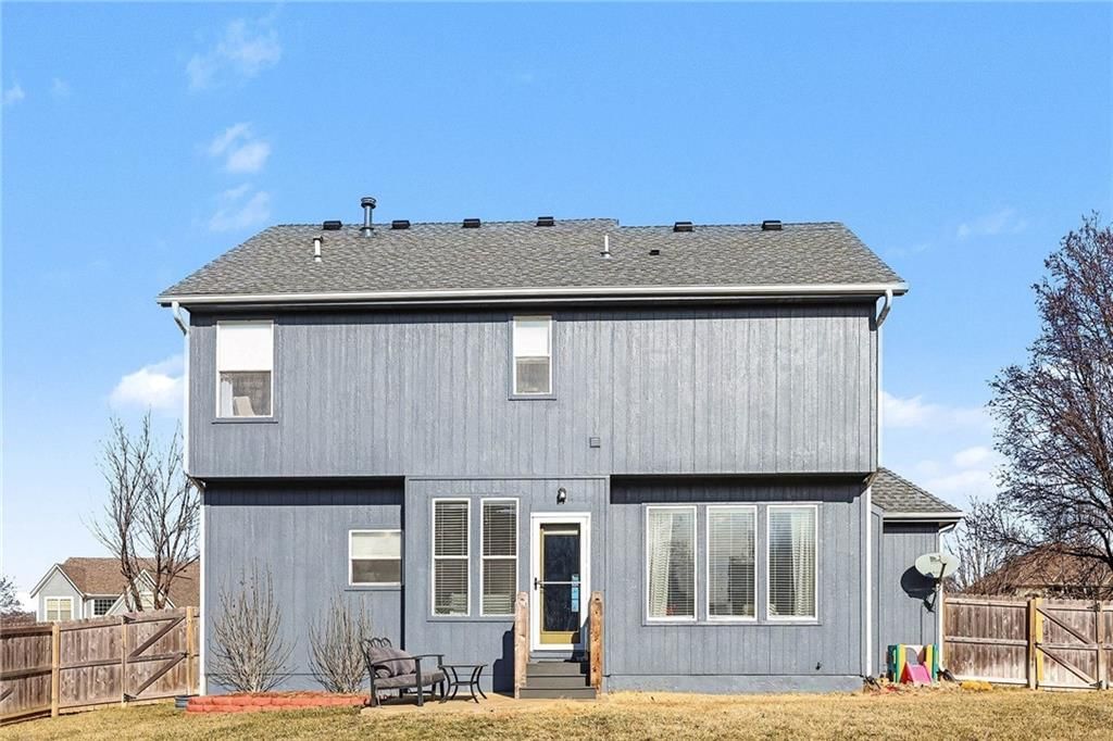 527 E BLUEBIRD Street — photo 26