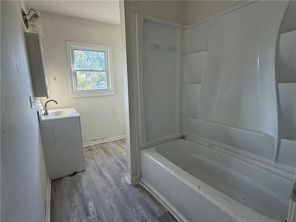 1213 Main Street — photo 19