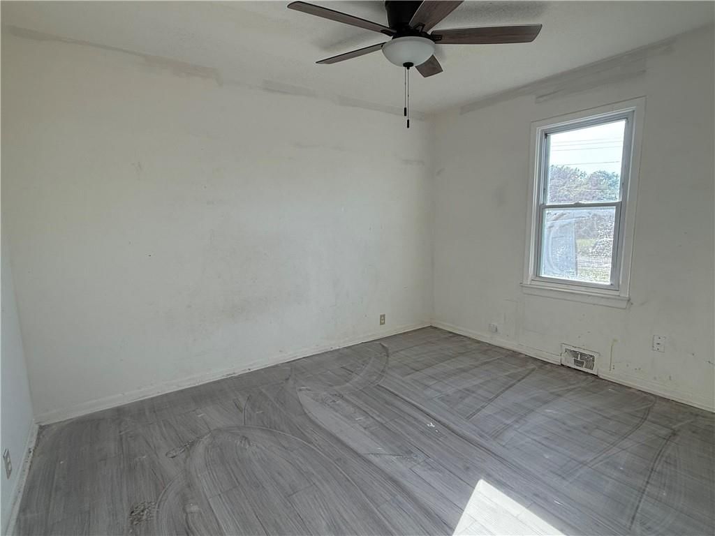1213 Main Street — photo 22