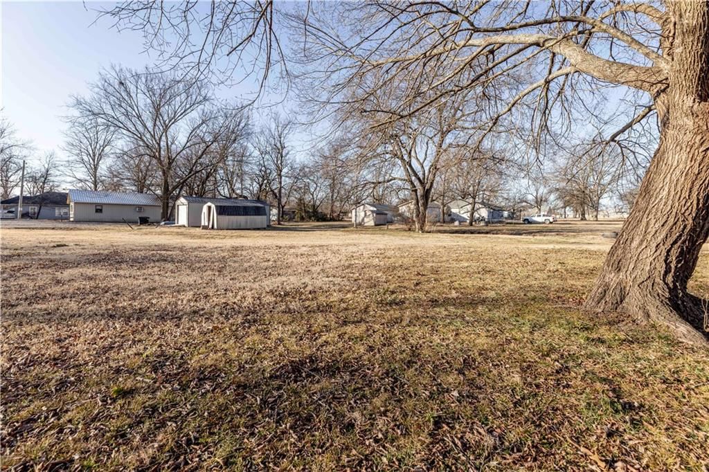 1223 N 8th Street — photo 43