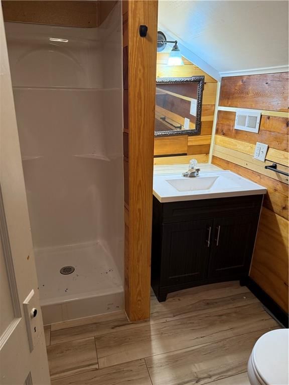1314 W 5th Street — photo 9