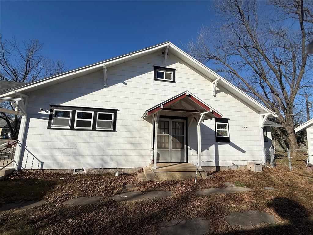 1314 W 5th Street — photo 25