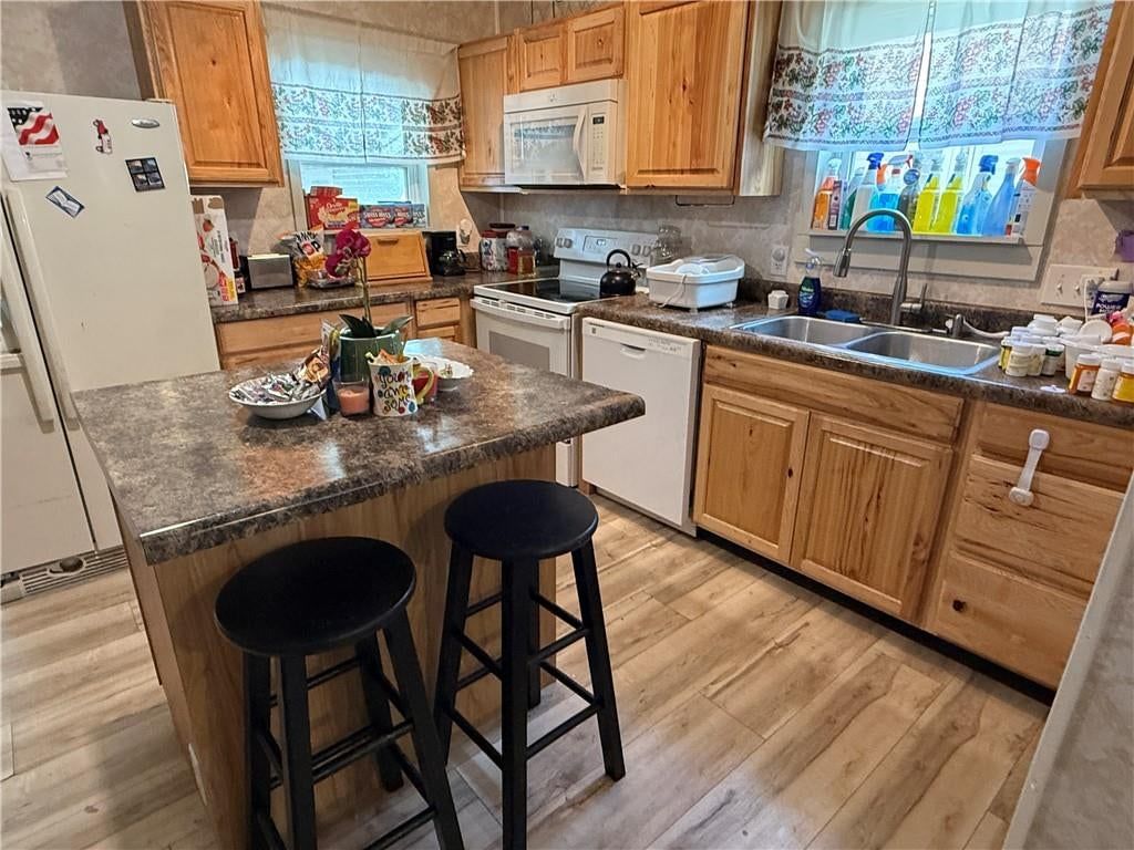 1314 W 5th Street — photo 35