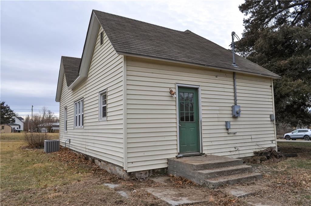 314 W Vermont Street — photo 4
