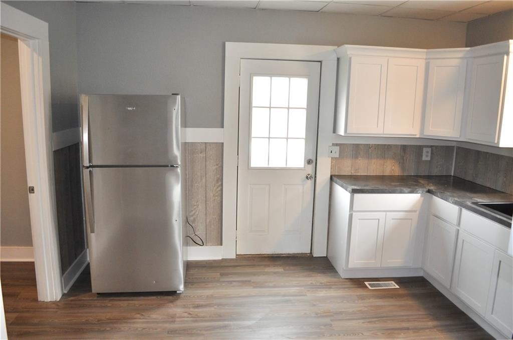 314 W Vermont Street — photo 10