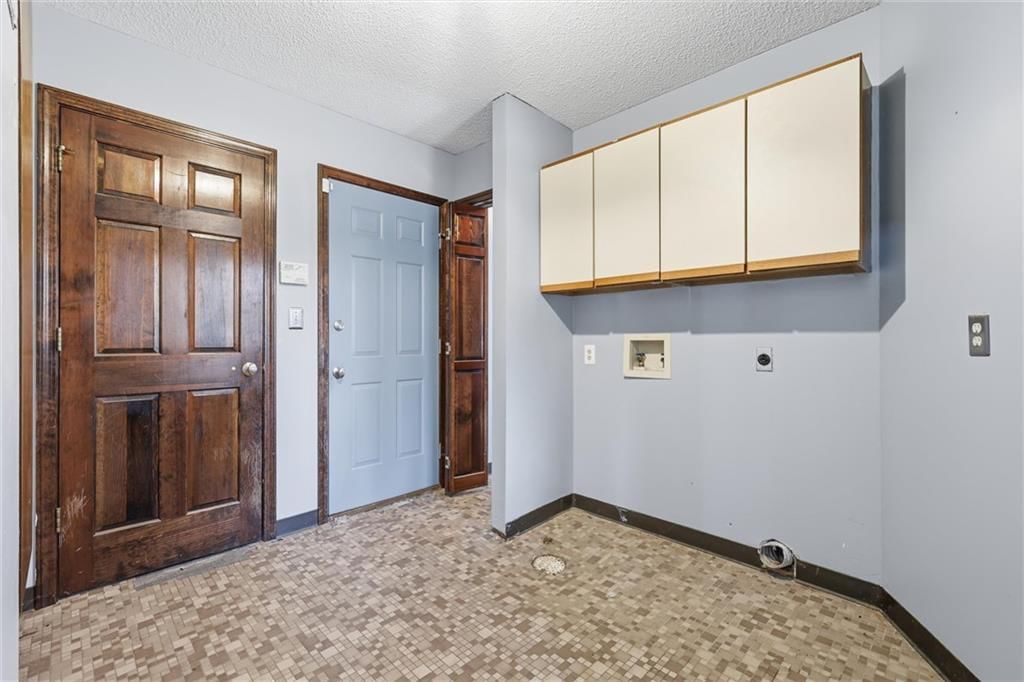 5725 Malcolm Lake Road — photo 14
