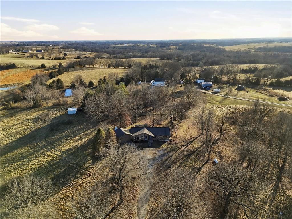 5725 Malcolm Lake Road — photo 31