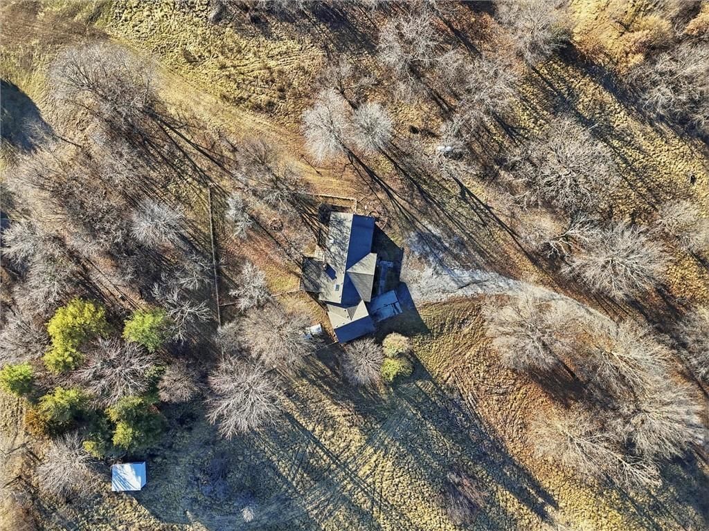 5725 Malcolm Lake Road — photo 34