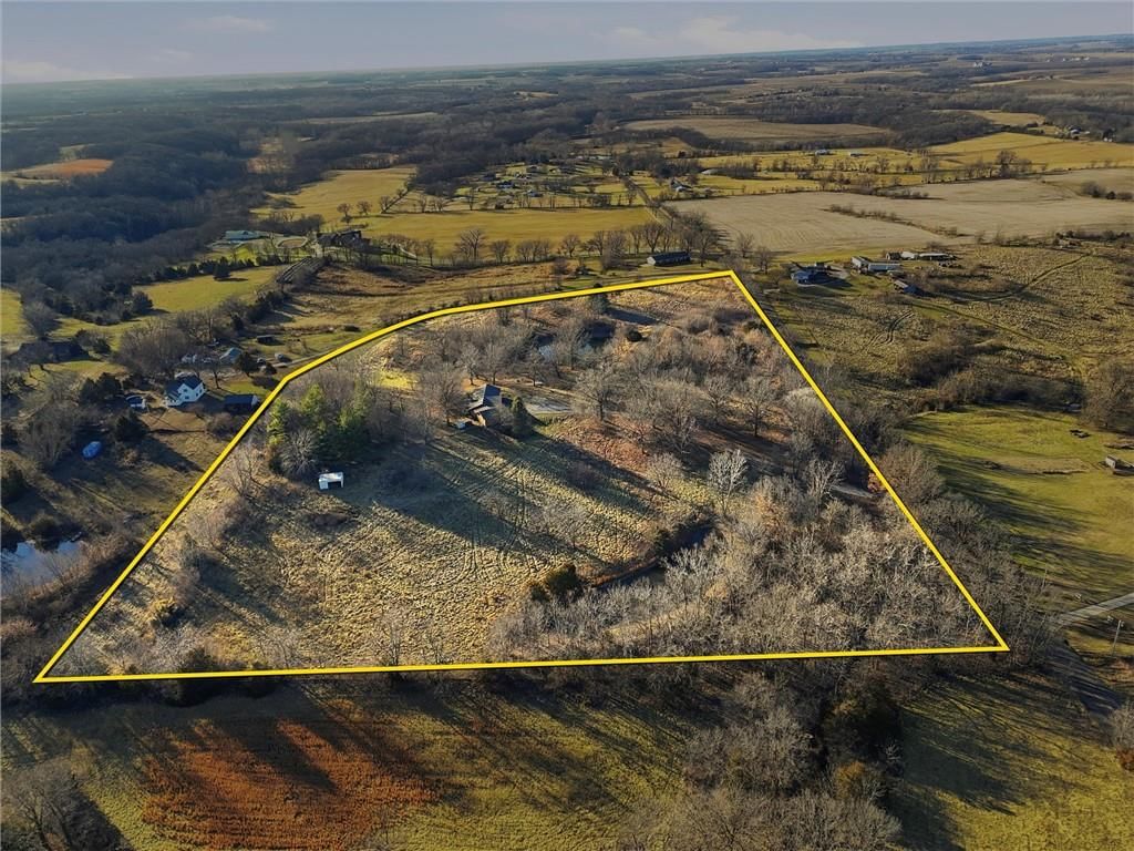 5725 Malcolm Lake Road — photo 38