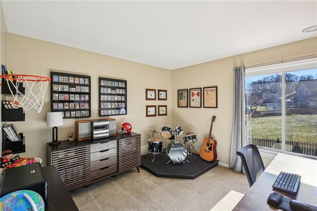 4014 NE Woodridge Drive — photo 26