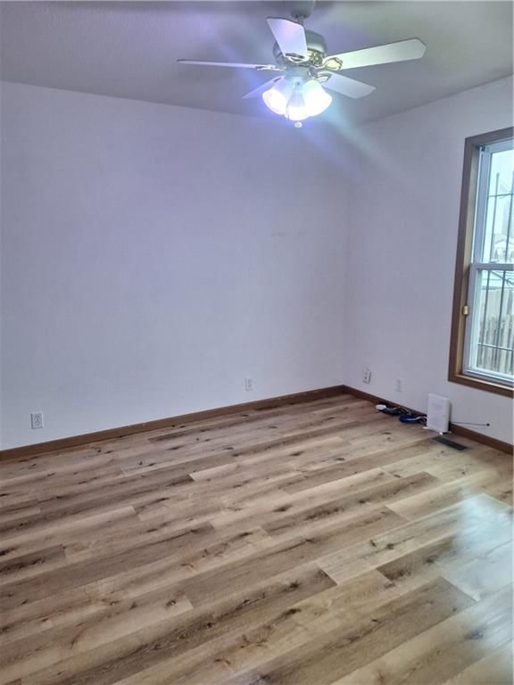 2 W Red Bud Lane — photo 18