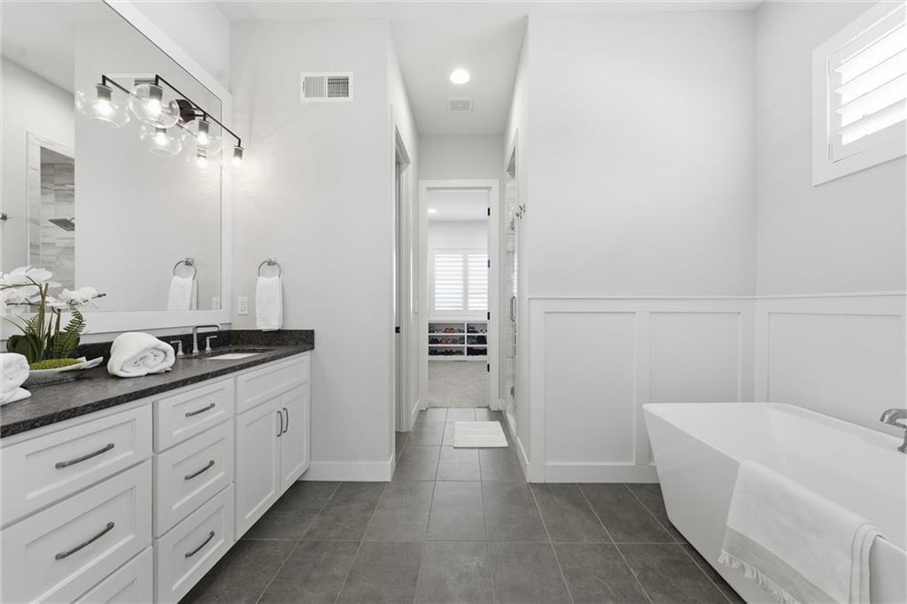 17021 Lucille Street — photo 17