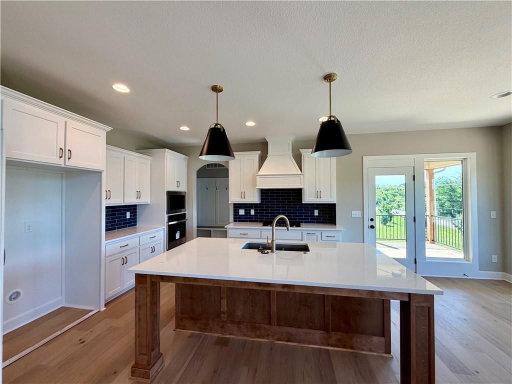 13895 NW 70th Street — photo 3