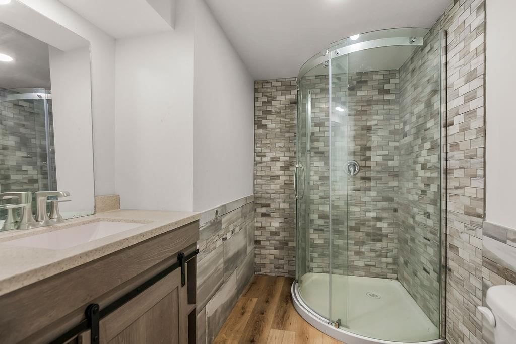 419 NW North Shore Drive — photo 22