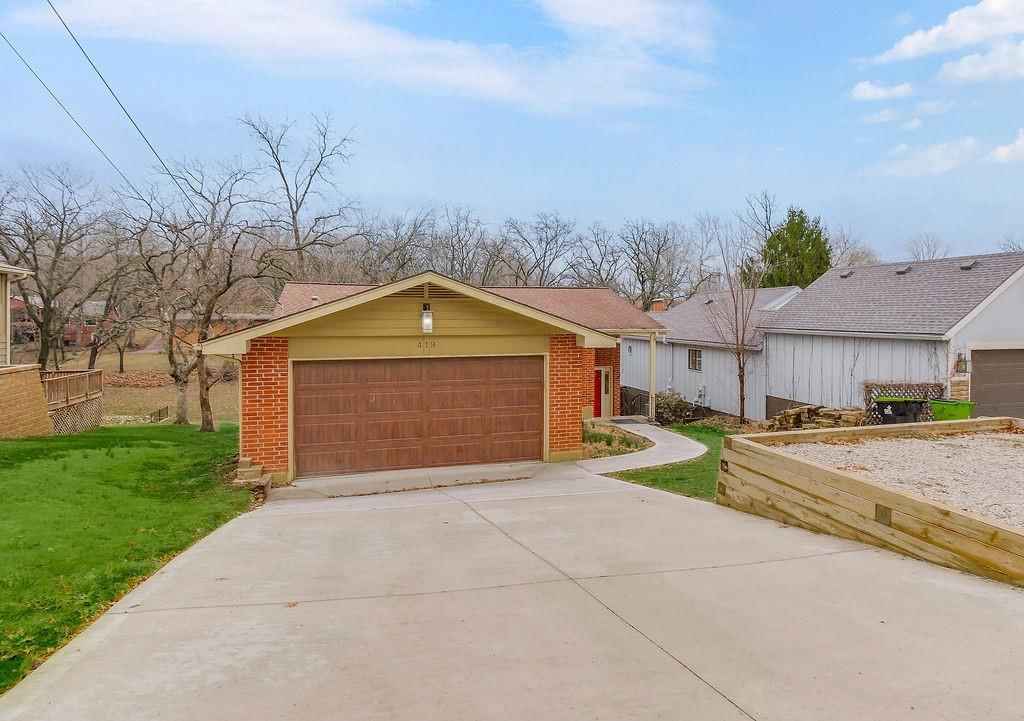 419 NW North Shore Drive — photo 32