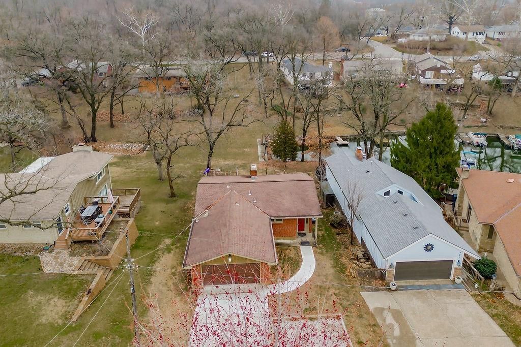 419 NW North Shore Drive — photo 33