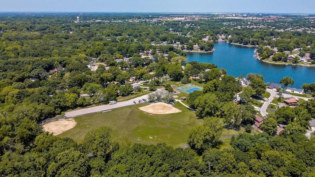 419 NW North Shore Drive — photo 36