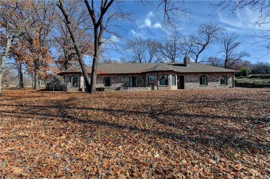 8044 Rock Creek Drive — photo 5