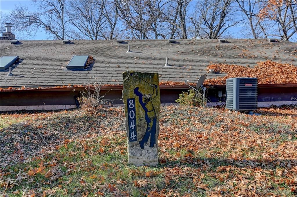 8044 Rock Creek Drive — photo 10