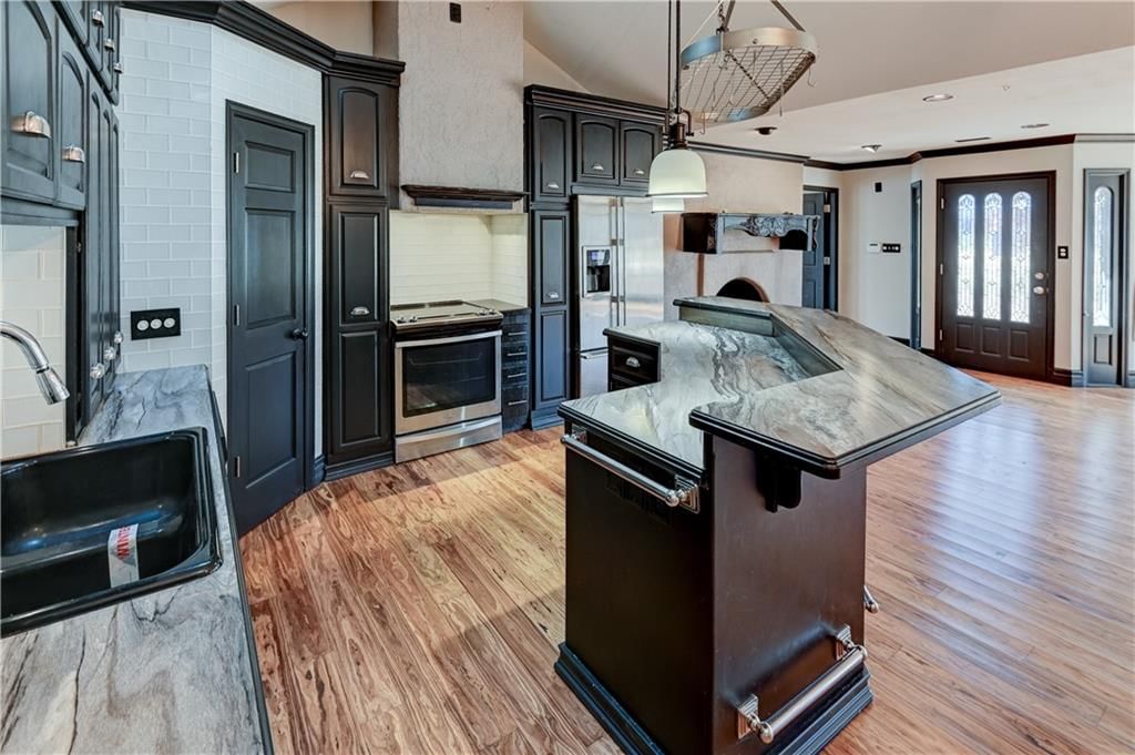 8044 Rock Creek Drive — photo 18