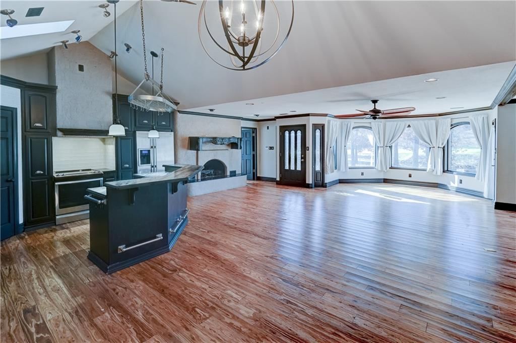 8044 Rock Creek Drive — photo 19