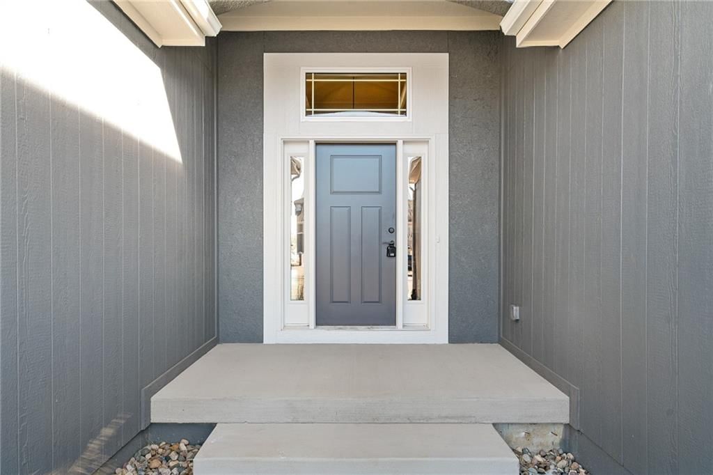 10205 N Winchester Avenue — photo 5