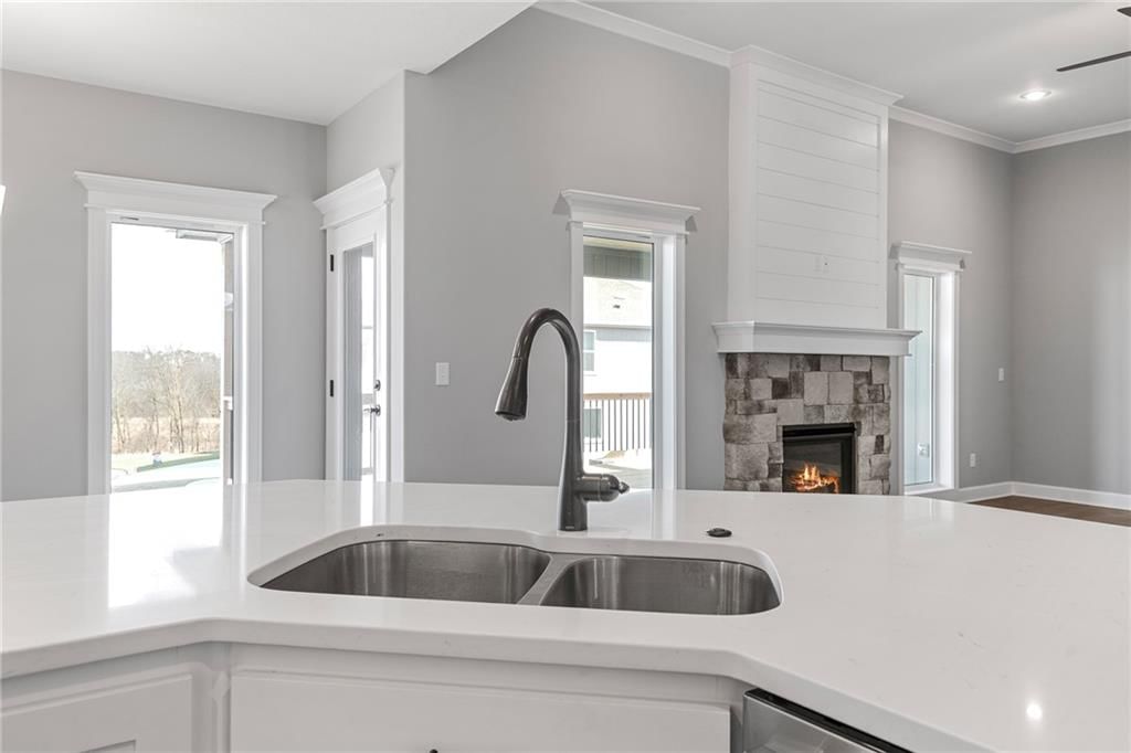 10205 N Winchester Avenue — photo 16