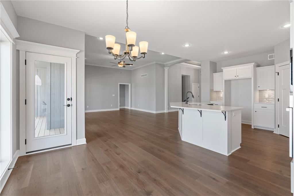 10205 N Winchester Avenue — photo 20