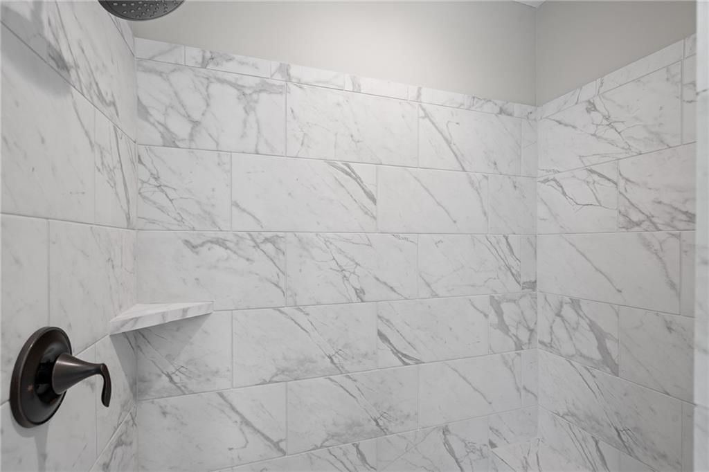 10205 N Winchester Avenue — photo 26