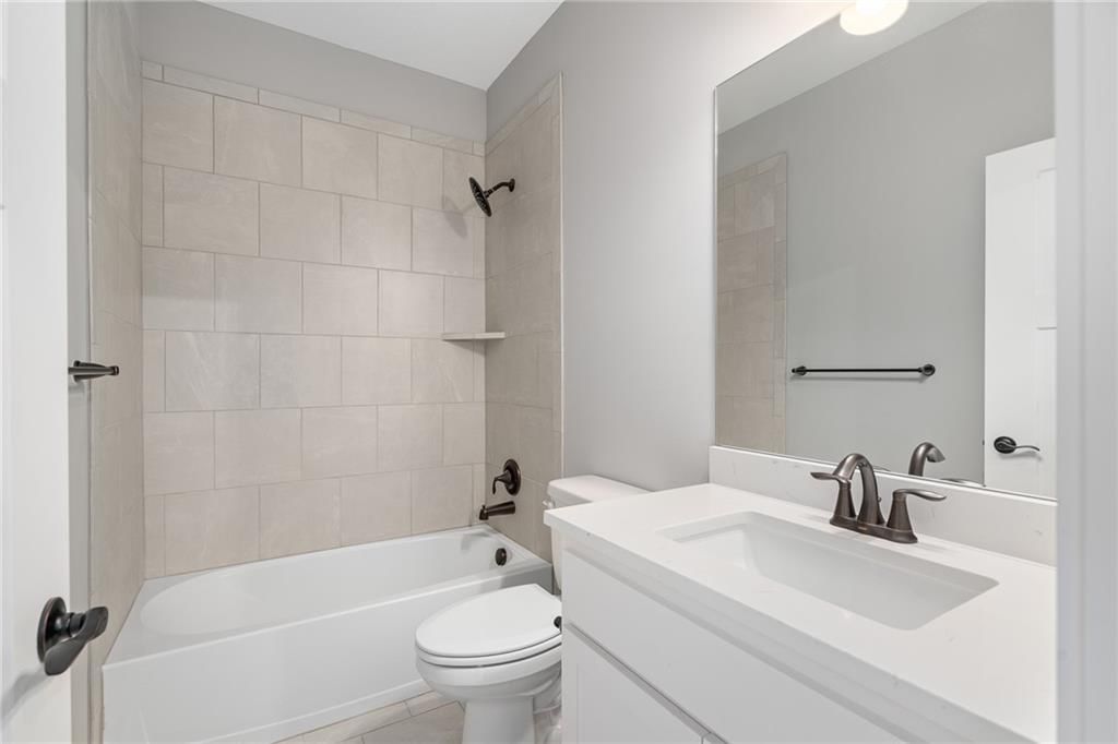 10205 N Winchester Avenue — photo 31