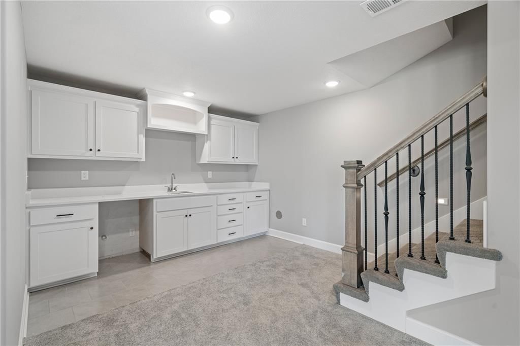 10205 N Winchester Avenue — photo 32