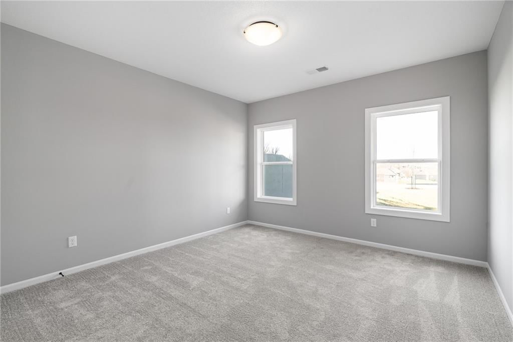 10205 N Winchester Avenue — photo 40