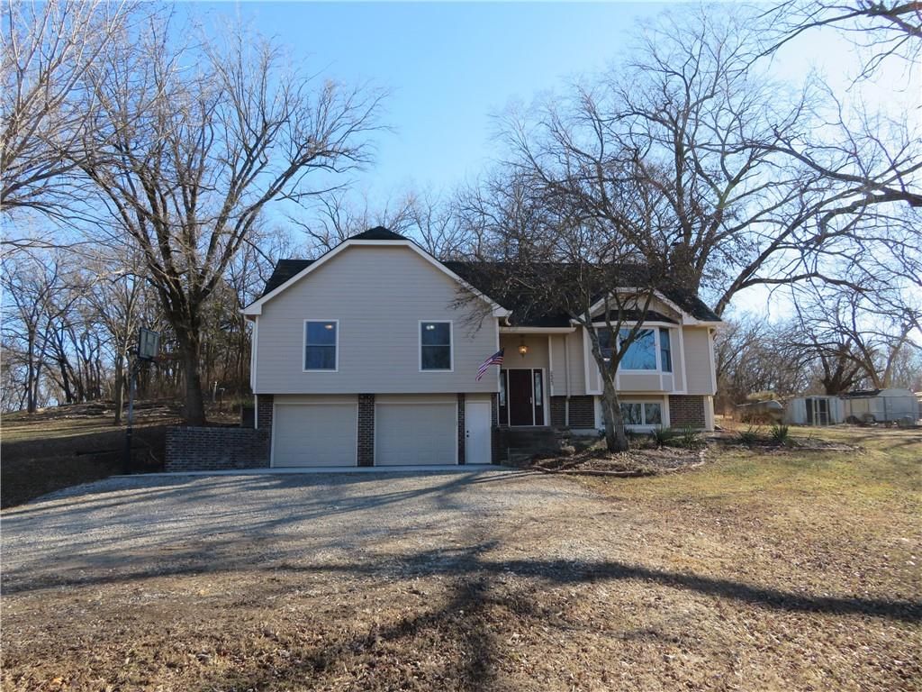 24243 Sandusky Road — photo 2