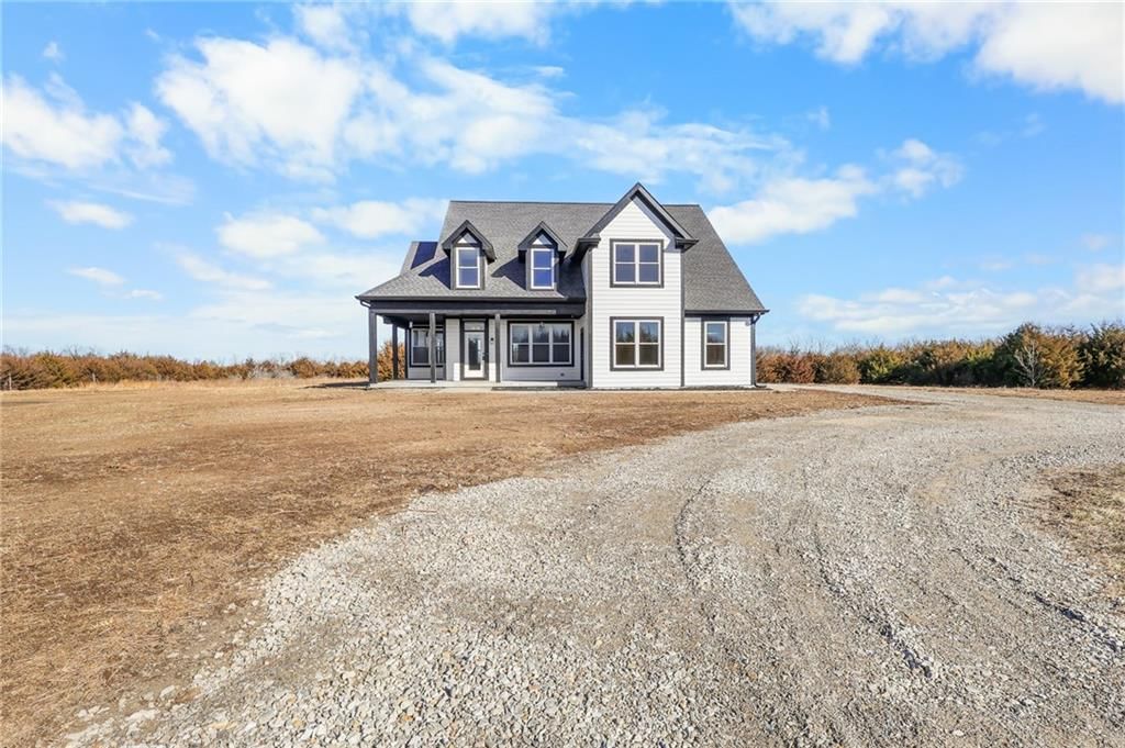 37655 Osawatomie Road — photo 2