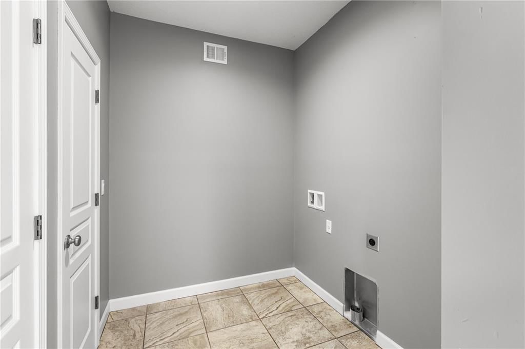 37655 Osawatomie Road — photo 14