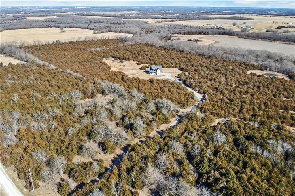 37655 Osawatomie Road — photo 41