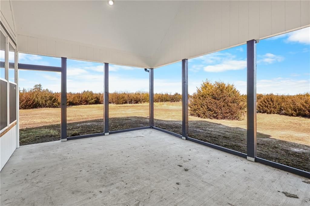 37655 Osawatomie Road — photo 43