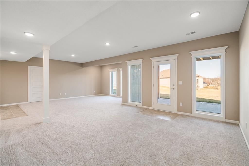 10139 N Winchester Avenue — photo 37